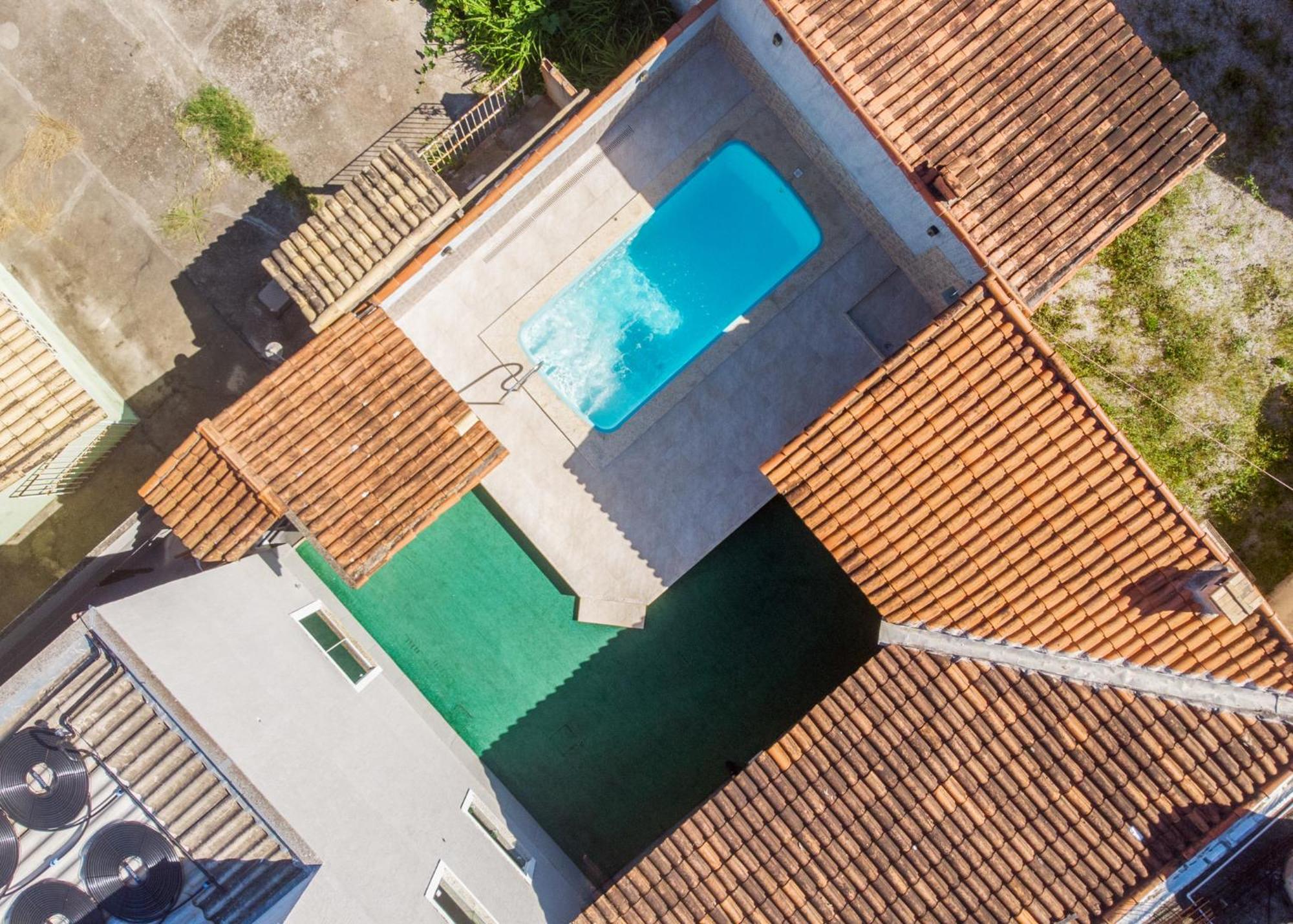 Refugio Tropical Casa De Praia Com Piscina Aquecida E 4 Suites E Garagem 3 Carros, 800 Mtrs Da Praia Internet 700 Mbps, Condominio Privado Com Pista De Skate , Quadra De Futevolei , Campos E Quadras De Futebol! カボ・フリオ エクステリア 写真