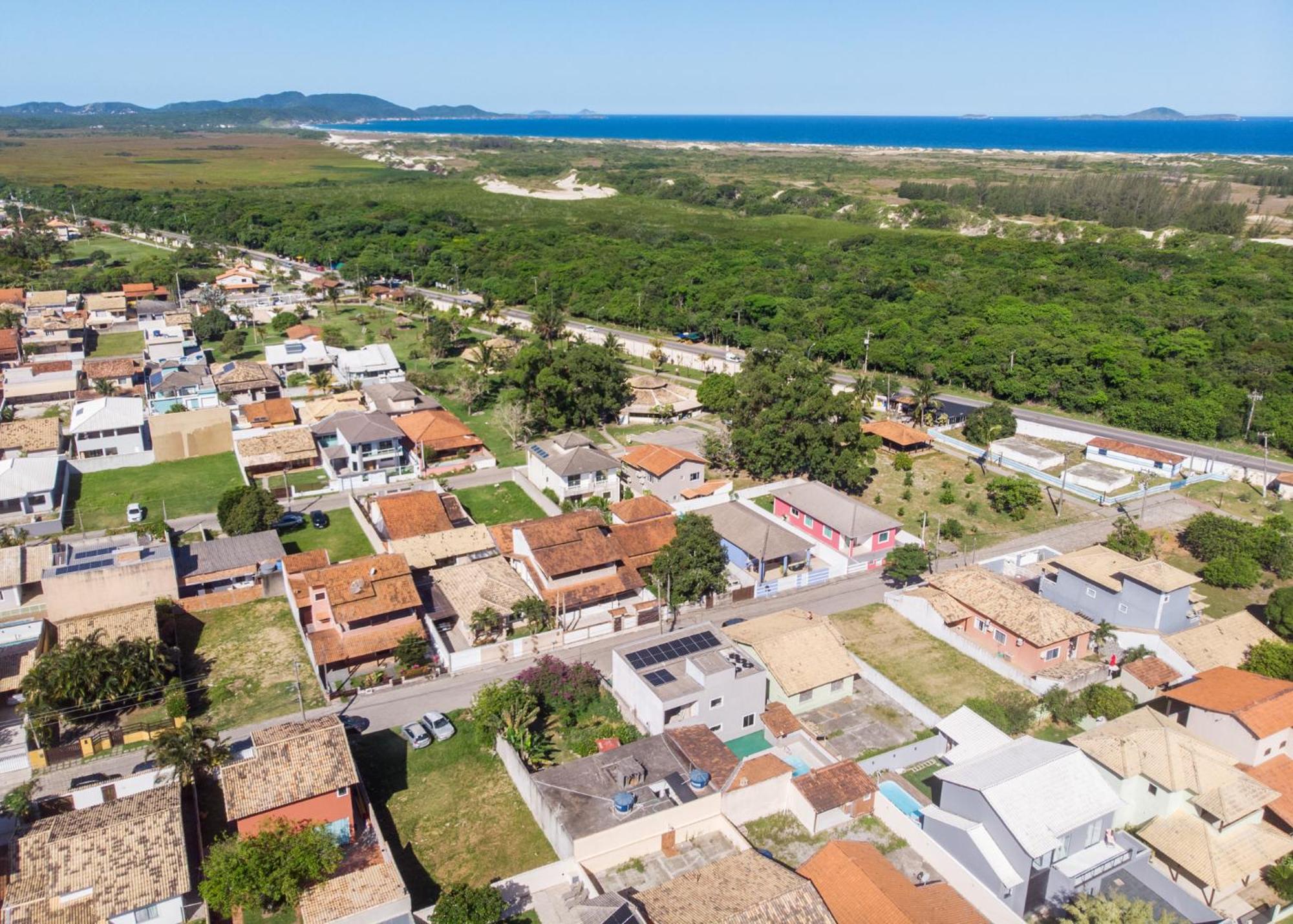 Refugio Tropical Casa De Praia Com Piscina Aquecida E 4 Suites E Garagem 3 Carros, 800 Mtrs Da Praia Internet 700 Mbps, Condominio Privado Com Pista De Skate , Quadra De Futevolei , Campos E Quadras De Futebol! カボ・フリオ エクステリア 写真