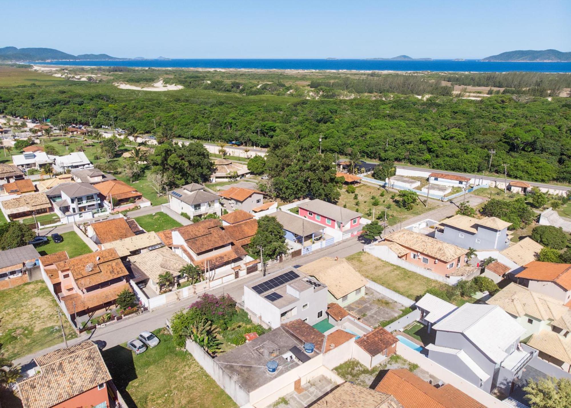 Refugio Tropical Casa De Praia Com Piscina Aquecida E 4 Suites E Garagem 3 Carros, 800 Mtrs Da Praia Internet 700 Mbps, Condominio Privado Com Pista De Skate , Quadra De Futevolei , Campos E Quadras De Futebol! カボ・フリオ エクステリア 写真