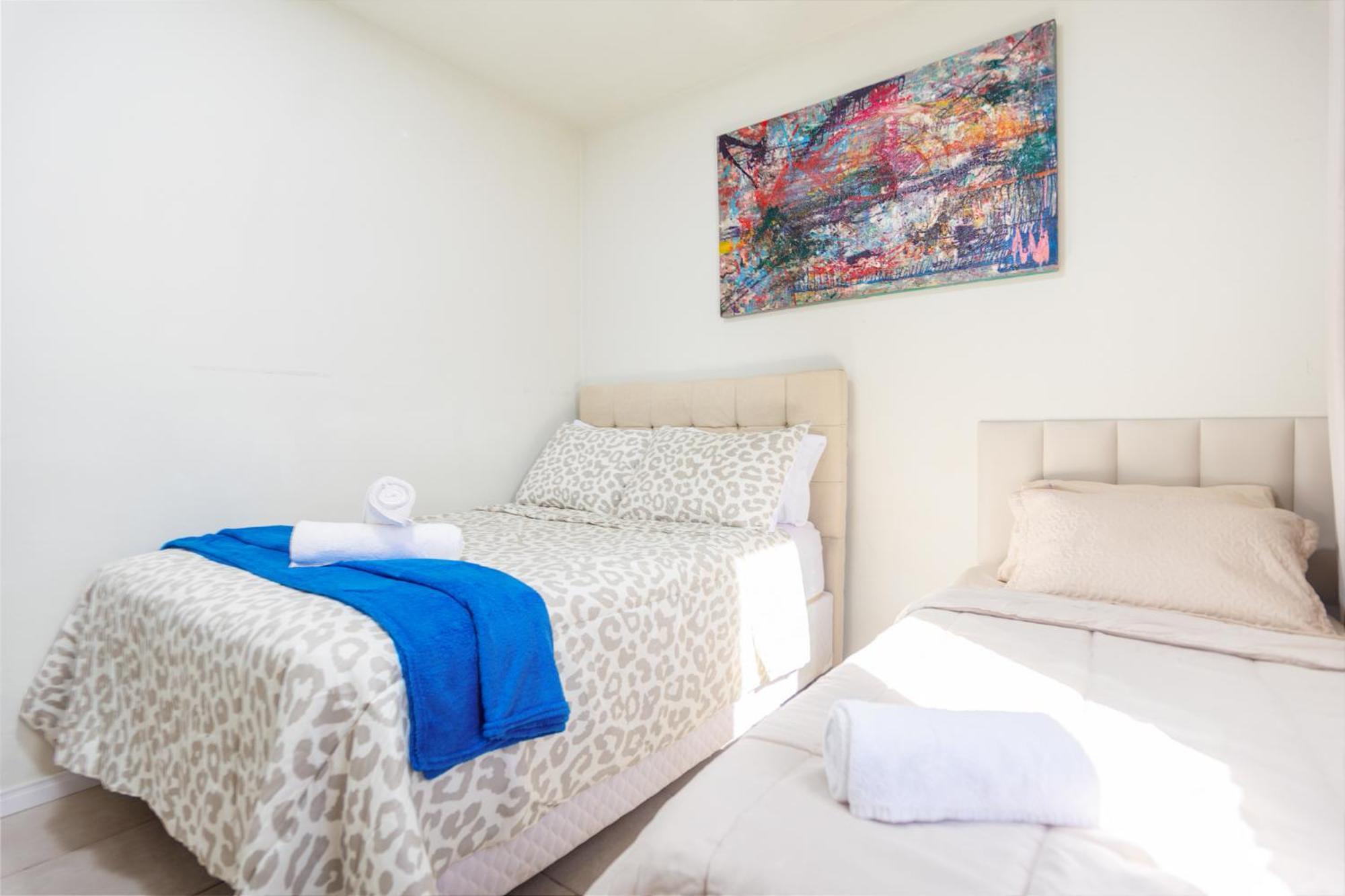 Refugio Tropical Casa De Praia Com Piscina Aquecida E 4 Suites E Garagem 3 Carros, 800 Mtrs Da Praia Internet 700 Mbps, Condominio Privado Com Pista De Skate , Quadra De Futevolei , Campos E Quadras De Futebol! カボ・フリオ エクステリア 写真