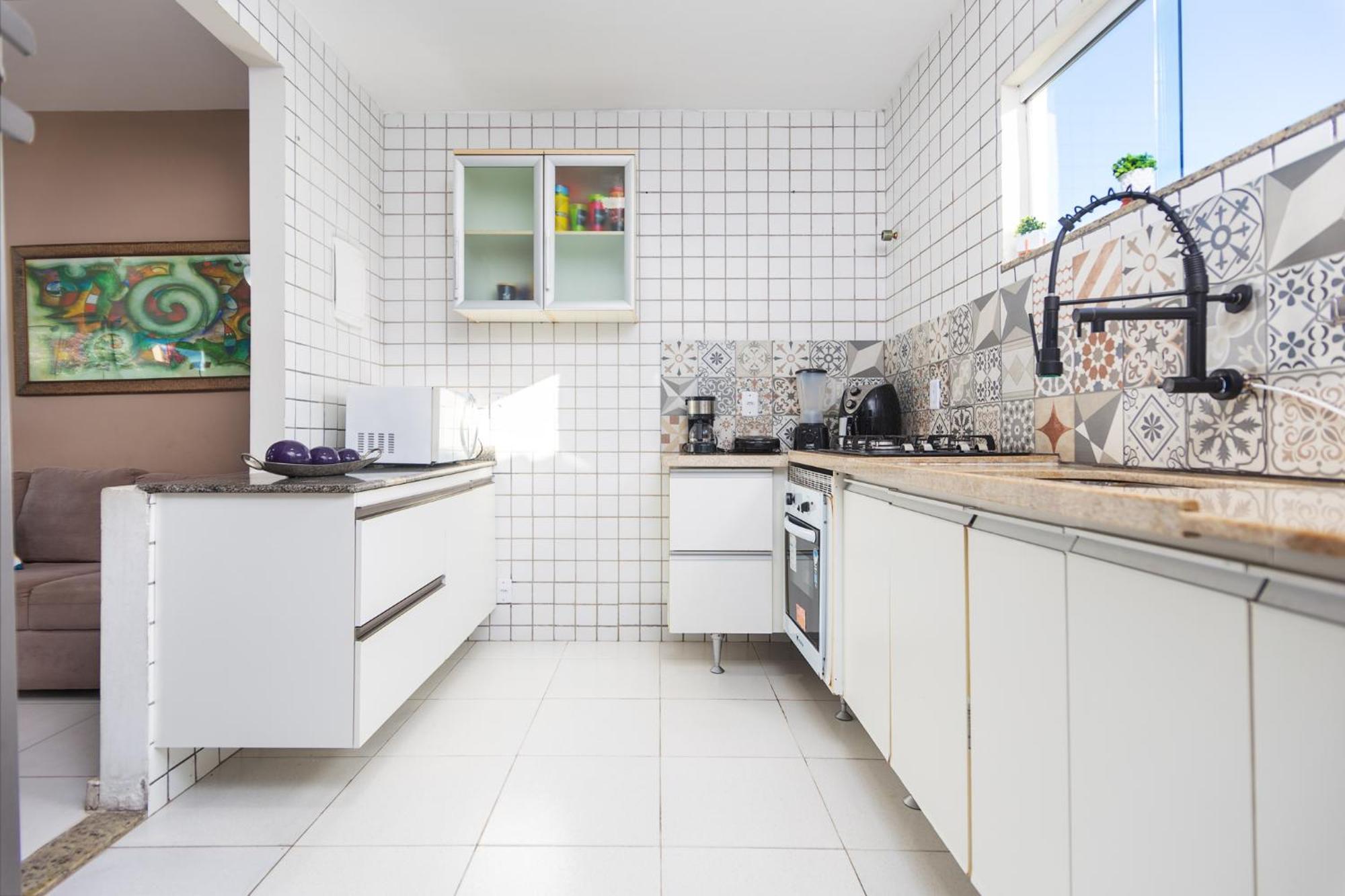Refugio Tropical Casa De Praia Com Piscina Aquecida E 4 Suites E Garagem 3 Carros, 800 Mtrs Da Praia Internet 700 Mbps, Condominio Privado Com Pista De Skate , Quadra De Futevolei , Campos E Quadras De Futebol! カボ・フリオ エクステリア 写真
