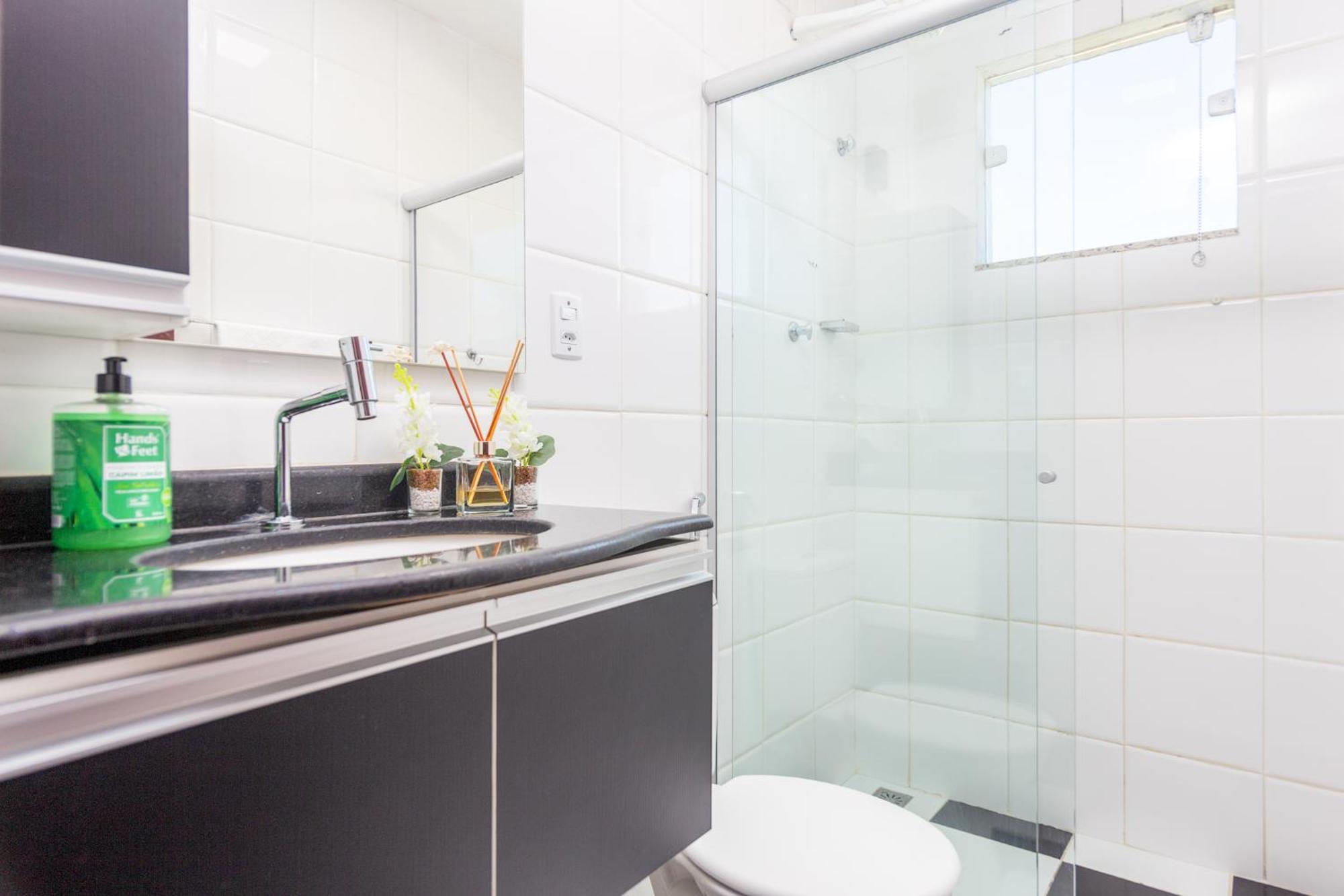 Refugio Tropical Casa De Praia Com Piscina Aquecida E 4 Suites E Garagem 3 Carros, 800 Mtrs Da Praia Internet 700 Mbps, Condominio Privado Com Pista De Skate , Quadra De Futevolei , Campos E Quadras De Futebol! カボ・フリオ エクステリア 写真